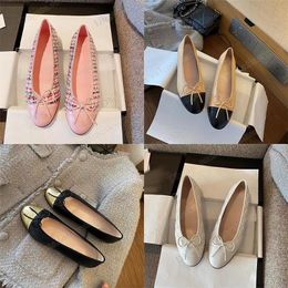 Pompes de ballet C d'origine baskets Mesh Shoes Shoes Ballet Plat Platform Flat Blue Luxury Designer Floor Pink Boat Spezial High Quality Budle Flats Mandis Trainers