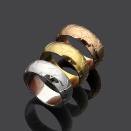 Originele ontwerper 7mm V bloem Ring 18K Goud Zilver Rose Roestvrij Stalen Ringen logo graveren Vrouwen mannen liefhebbers bruiloft Sieraden Lady Party Geschenken 6 7 8 9