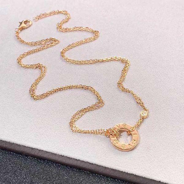 Designer original Carter Gold Collier Nouveau Luxe de luxe léger à 18 km Small rose gâteau Big Collar Collar Chain Femme Nitb