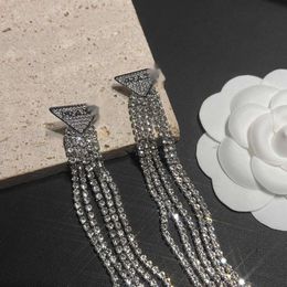 Originele ontwerper Diamond Tassel oorbellen Classic Boutique Gift oorbellen Verjaardag Wedding Geschenk Hoogwaardige sieraden Vrouwen Nieuw verzilverde charme Studcadeaus