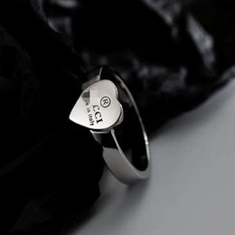 Heart del diseñador original G anillo de oro Sier Rose 316L Rings de letras de acero inoxidable Mujeres Menores Grabas de boda amor Jewelry Party Regals 6 7 8 9