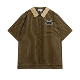 Originele Designer Rhuder-shirts 2024 Nieuwe lente/zomer verticale streep poloshirt geborduurde letterzak losse korte mouwen t-shirt