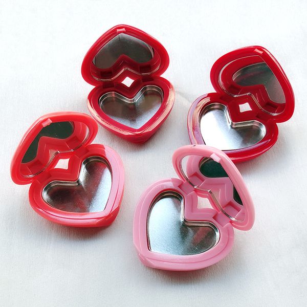 osmetic Packaging ove Love Heart Shape Étui vide pour fard à paupières Rouge Rouge à lèvres Palette de pigments Fond de teint rechargeable Distributeur de maquillage avec palette