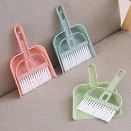 OSSAYI MINI BROOM EN DUPPAN SET Keuken Desktafel Schone gereedschap Handgebied Handborstel Dustpan -reinigingsset