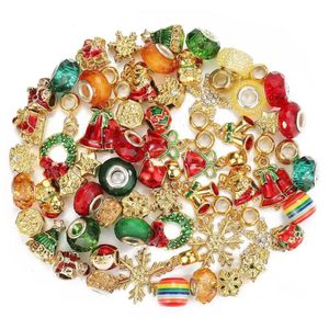 Autre 40 Pcs / Lot Bracelet Spécial Arbre De Noël Père Noël Petit Ours Charmes Perles Femmes Diy Mode Bijoux Drop Delivery 202 Dhbfd