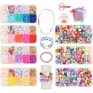 Andere 45 soorten kralenpakketten in dozen Polymeerklei Acryl Letter rocailles Sieradenmaakset Set Elastisch koord voor meisjes Kinderen DIY-armband 231207