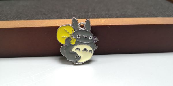 Autres 50pcs anime japonais mon voisin totoro pendentif à breloque en métal bricolage collier à main fabrication de bijoux