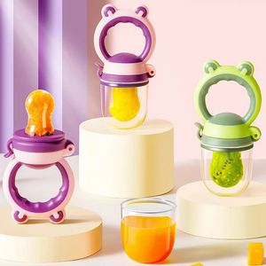 Autres bébé Alimentation Safe Nipple Aliments frais Fruits Bouteilles Grignoteuse Infant Apprendre l'eau potable Poignée de paille Tétine de dentition 231025