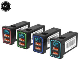 Autres chargeurs de batteries Chargeur de voiture double USB QC3.0 avec affichage de voltmètre à LED Téléphone universel Adaptateur de charge rapide en métal pour véhicule automobile pour Toyota x0720