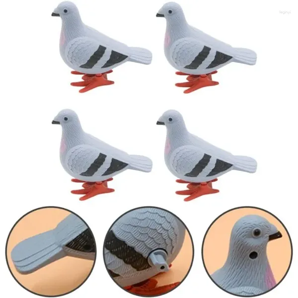 Autres fournitures d'oiseaux 1/4pcs jouets d'horlogerie rebondissant pigeon simulation animal mignon liquidation sautant