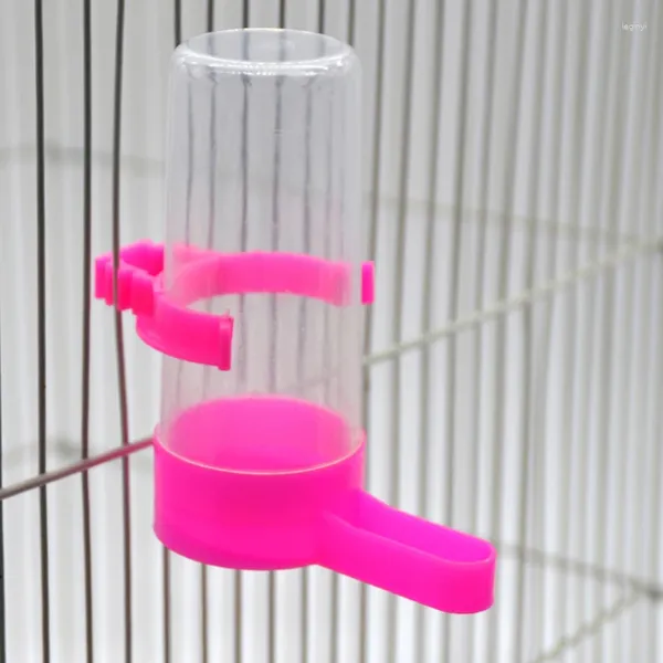 Autres fournitures d'oiseaux 2pcs plastique perroquet animal de compagnie petite taille abreuvoir abreuvoir clip pour fontaines à boire automatiques oiseaux bouteille d'eau