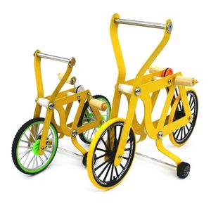 Autres fournitures pour oiseaux Accessoires de formation à l'intelligence des oiseaux Jaune Vélo Jouet Perroquet Éducatif Table Top Trick Prop Jouets pour Perruche Cacatoès 221122