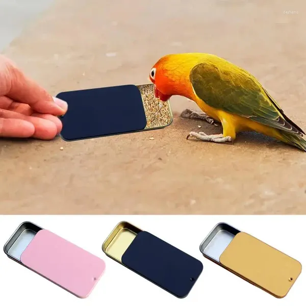 Autres fournitures d'oiseaux Perrot Handheld Feeder Interactive Toys Food Container Training Torks Metal Creative grande capacité extérieure