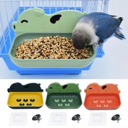 Autres fournitures d'oiseaux Pigeon Coupe d'eau Suspendue Bol d'alimentation pour poulet Caille Anti-éclaboussures Cage d'alimentation en plastique Petit plateau de nourriture pour perroquet