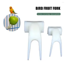 Autres oiseaux fournit des oiseaux d'alimentation de perroquet à fourche de fruits en plastique avec des jouets pour animaux de compagnie ustensiles pour G0Q6