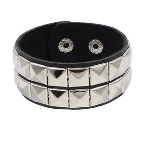 Autres bracelets 2022 Bracelet en cuir PU Bracelet Punk Bracelet Ajustement Goth Cuff Bracelet Gothic Rivet Backle Bouard pour hommes Women240416