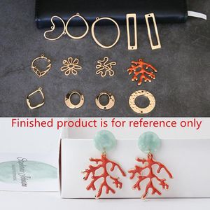 Autres bijoux à bricoler soi-même faisant 30 pcs/lot géométrie rondes/fleurs/polygone forme alliage flottant médaillon charmes ajustement boucle d'oreille/accessoire de vêtement