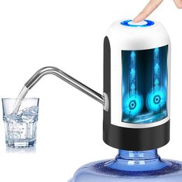 Overige drinkwaren Gadgets voor thuis Waterflespomp Mini-vatwater Elektrische pomp Opladen via USB Automatische draagbare waterdispenser Drankdispenser 230727