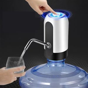 Overige drinkwaren Draagbare waterflespomp Opladen via USB Automatische elektrische waterdispenserpomp Fleswaterpomp Automatische schakelaar Drinkdispenser 230704