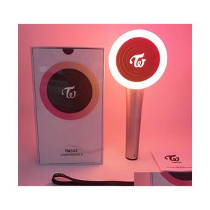 Other Electronics Twice Official Candy Bong Z Ver.2 Glow Stick Aid Light con Bluetooth Lámpara de concierto Decoración de fiesta Entrega de entrega Dhdvy