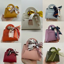 Autres fournitures de fête d'événement 10 / 20pcs Sacs-cadeaux en cuir Bow Ruban Sac d'emballage Sacs de distribution de faveur de mariage Sacs d'emballage de bonbons de Noël Mini sac à main 230907