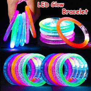 Autres fournitures de fête d'événement 10153050 pcs Bracelets LED Glow Bangle Light Up Bracelets dans le bracelet néon sombre pour enfants adultes 230901