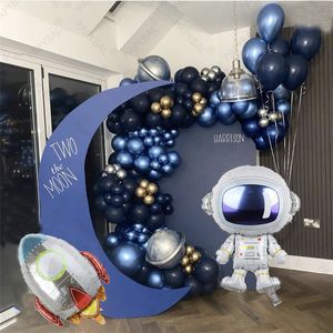 Andere evenementenfeestjes 130 stcs Universe Buiter Space Astronaut Rocket Galaxy Thema Latex Foil Ballonnen Garland Arch Kit Boy Birthday Decors Globos 230404