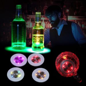 135 Pcs Lumineux Bouteille Autocollants Lumières 6cm LED Coaster Lampes Pour Xmas Bar KTV Mariage Cocktail Boisson Tasses Vase Décor 230731