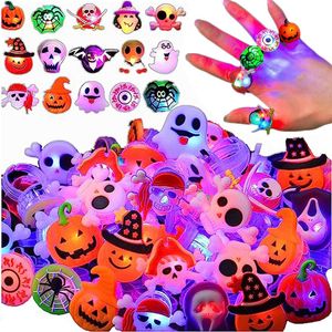 Autres fournitures de fête d'événement 20pcs Halloween LED anneaux lumineux clignotants horreur citrouille fantôme araignée lueur doigt pour enfants cosplay 230808