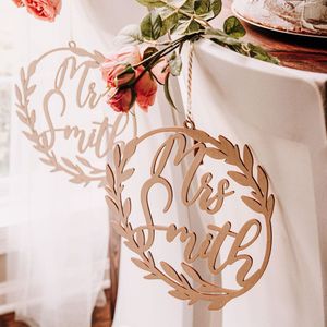 Autres fournitures de fête d'événement 2pcs personnalisé mariée et le marié chaise de mariage signe arrière Mr et Mrs chaise en bois décor rond ou coeur décoration de table de fête 230630