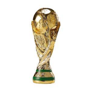 Autres fournitures de fête d'événement 36cm Figurines d'or Coupe du monde de football Champion Souvenir Mascotte Coupe du monde Jouet Résine Recuerdos de la Copa Del Mundo Ornements 220908