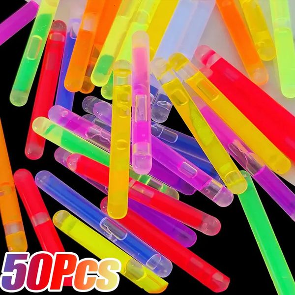 Autres fournitures de fête d'événement 5010pcs bâtons lumineux multicolores bâton lumineux coloré fluorescence chimique pour les clubs de décoration de mariage 231101