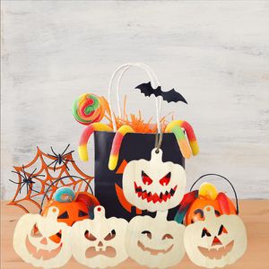 Andere evenementenfeestjes 5 stcs natuurlijke houten Halloween Pumpkin Decoratie Diy houten chip Disposable Craft Pack schilder onvoltooide geschenken 230818