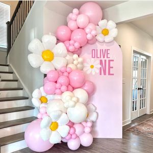 Autres fournitures de fête d'événement 69pcs / Set Marguerite Fleur Ballon En Aluminium Rose Blanc Garland Arch Kit Fille Anniversaire De Mariage Décoration Baby Shower 230404