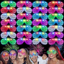 Autres fournitures de fête d'événement 8/15/30 / 50pcs brillent dans les lunettes LED sombres faveurs de fête éclairent des lunettes de soleil lunettes de lueur au néon pour les enfants adultes fournitures de fête 230926