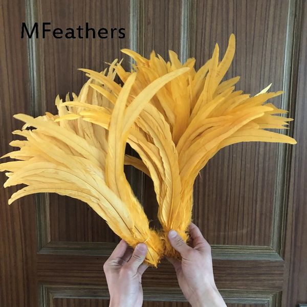 Otros suministros para fiestas de eventos Ventas de fábrica Oro Amarillo Teñido Natural Gallo Plumas de pollo 40-45 cm DIY Coque Pluma para carnaval Alas Backpieces 231114