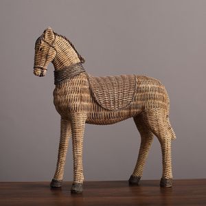 Otro Evento Suministros para fiestas Caballo Resina Estatua Patrón de tejido de ratán Simulación Animal Arte moderno Decoración Estudio Tv Gabinete Vino Escultura Artesanía 230727