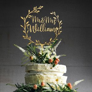 Autres fournitures de fête d'événement Topper de gâteau de mariage personnalisé avec couronne rustique Nom de famille personnalisé Nom de famille 230822