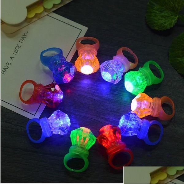 Otro evento Suministros para fiestas Plástico Forma de diamante LED Anillo de dedo Light-Up Toys Mix Colors Light Simation Kids Toy Decoración Drop Otqrx