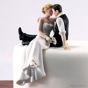 Andere evenementenfeestje Leveringen Wedding Romantische bruid en bruidegomtoppers Paar beeldje Figurine Huwelijk grappige cake toppers poppen voor bruiloft cupcake decoratie 230217