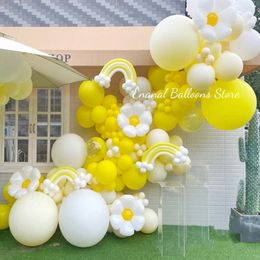Autres fournitures de fête d'événement Kit de couronne de ballon marguerite blanche décor d'anniversaire de mariage jaune rose violet bleu Latex bébé douche décorative 230607