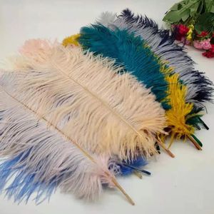 Otros suministros para fiestas de eventos Venta al por mayor 50 piezas / lote Plumas de avestruz blancas naturales para manualidades 3560 cm Disfraces de carnaval Decoraciones para bodas en casa Plumas 231113