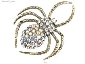 Autres accessoires de mode Golden Tone Crystal Strass Spider Eerie Halloween Fall Fashion Bijoux Broche Q231011
