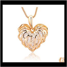 Other Fashion Aessories Drop Delivery 2021 Entretien avec des bijoux en alliage Xuanyiwu, des feuilles d'amour creuses, un collier de chaîne de chandail en zircon étincelant