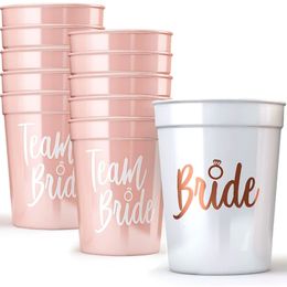 Andere feestelijke feestbenodigdheden 10set Bachelorette Party Team Bride Plastic Drinkbekerbekers Bridal Shower Gift Bruid To Be Hen Party Supplies Wedding Decorations