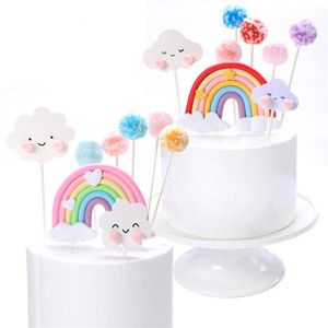 Otros suministros festivos para fiestas Corazón Rainbow Cloud Cake Toppers Pompom Decoración para bodas Cumpleaños Baby Shower Cakes258R