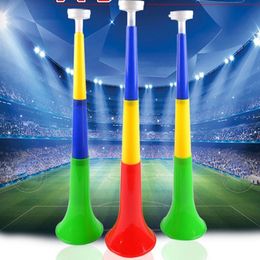 Andere feestelijke feestbenodigdheden Muziekinstrumenten Verwijderbaar voetbalstadion Cheer Hoorns European Cup Vuvuzela Cheerleading Horn Kid Trumpet speelgoed Random kleur