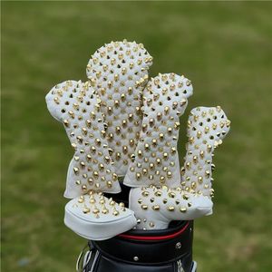 Andere golfproducten Golfclubhoes Gouden schedelklinknagels PU-leer Voor Driver Fairway 1# 3# 5# Hybriden Golfhoofdhoezen Magnetische sluiting Gepersonaliseerd 231113