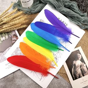 Autres outils à main Plumes d'oie colorées 15-20cm Bâton dur Plume de cygne naturel Décoration de fête de mariage Accessoires attrape-rêves Bricolage Artisanat 230821