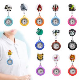 Otros relojes de bolsillo de clip de animales de decoración del hogar en la enfermera de enfermería Fob con trabajadores médicos de hospital retráctiles de segunda mano OTNI7